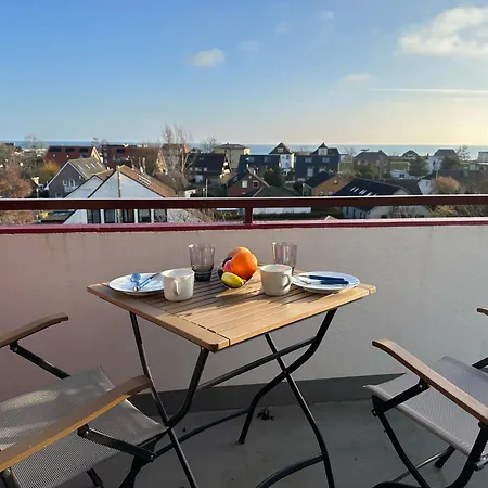 8000 - Meerblick Даме